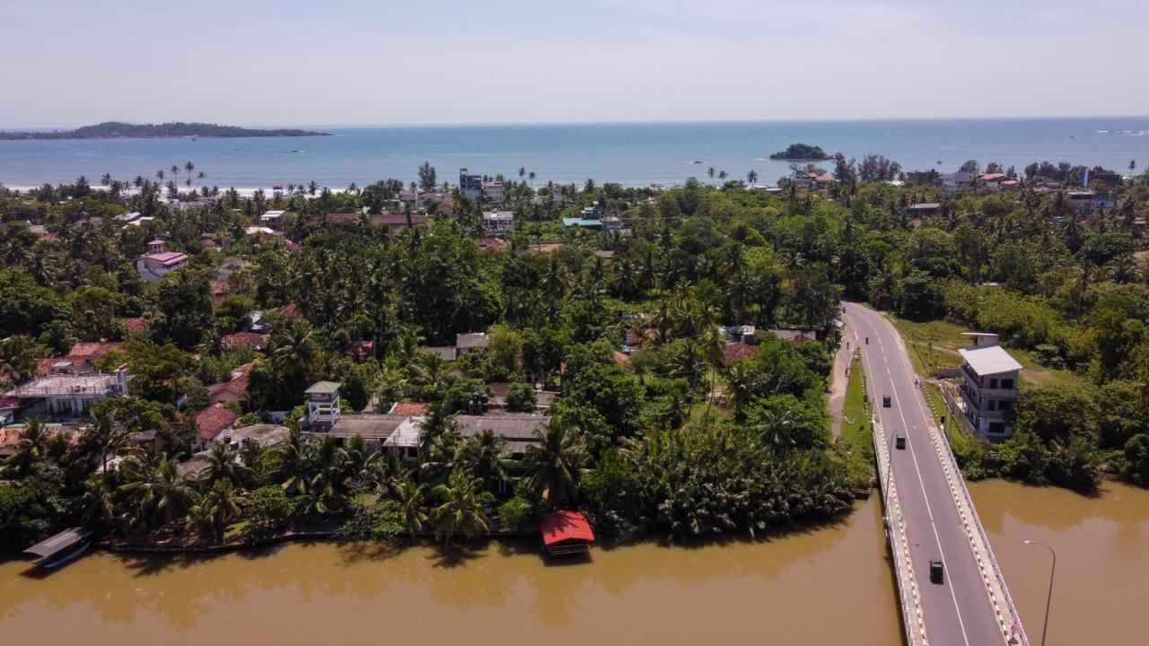 Luvi Lucas River Side Weligama Exteriör bild